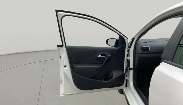 2021 Volkswagen Polo HIGHLINE PLUS 1.0L TSI AT, Petrol, Automatic, 25,313 km, LHS Front Door