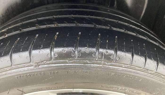 2021 Volkswagen Polo HIGHLINE PLUS 1.0L TSI AT, Petrol, Automatic, 25,313 km, Left Rear Tyre Tread