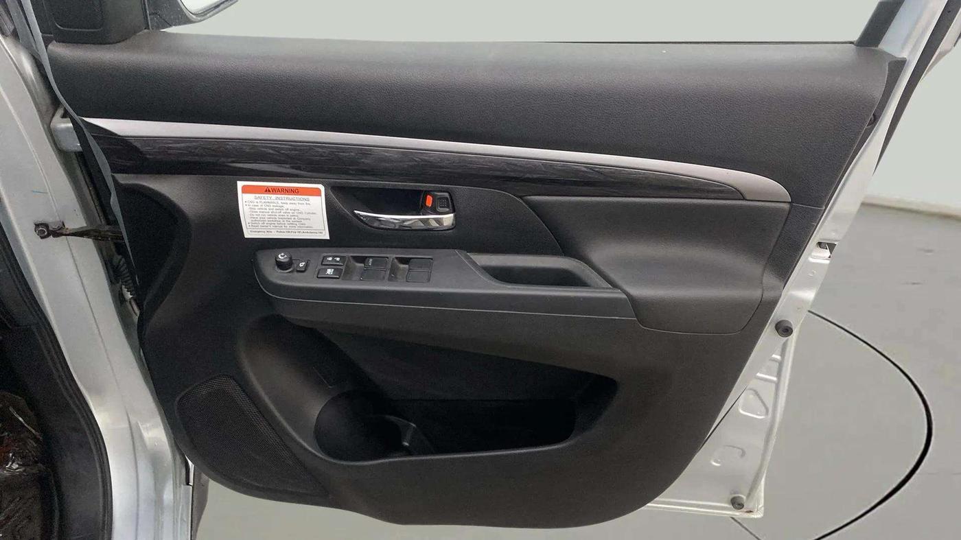 2024 Maruti XL6 ZETA CNG, CNG, Manual, 14,897 km, Driver Side Door Panels Control