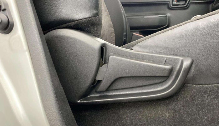 2020 Maruti S PRESSO VXI AMT, Petrol, Automatic, 56,503 km, Driver Side Adjustment Panel