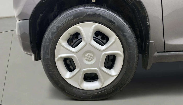 2021 Maruti S PRESSO VXI PLUS AMT, Petrol, Automatic, 53,984 km, Left Front Wheel
