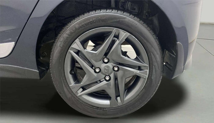 2023 Hyundai NEW I20 SPORTZ 1.2 IVT, Petrol, Automatic, 37,799 km, Left Rear Wheel
