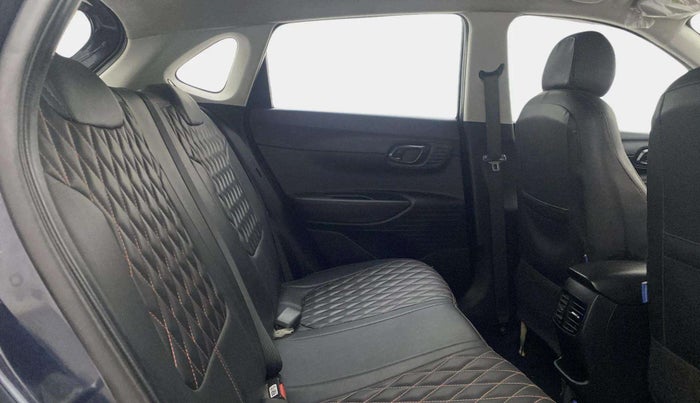 2023 Hyundai NEW I20 SPORTZ 1.2 IVT, Petrol, Automatic, 37,799 km, Right Side Rear Door Cabin