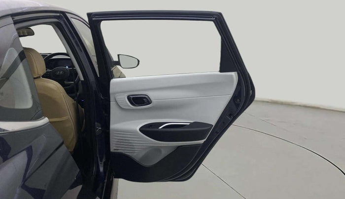 2023 Hyundai NEW I20 ASTA (O) 1.2 MT, Petrol, Manual, 19,018 km, RHS Rear Door