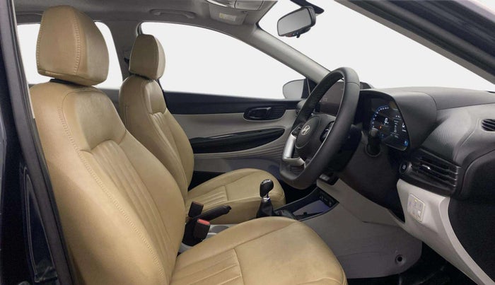 2023 Hyundai NEW I20 ASTA (O) 1.2 MT, Petrol, Manual, 19,018 km, Right Side Front Door Cabin