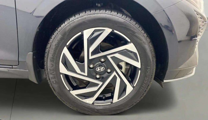 2023 Hyundai NEW I20 ASTA (O) 1.2 MT, Petrol, Manual, 19,018 km, Right Front Wheel