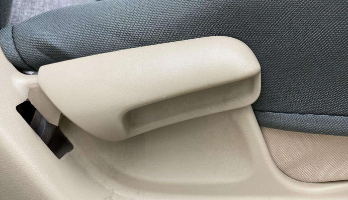 2014 Maruti Swift Dzire VDI, Diesel, Manual, 77,608 km, Driver Side Adjustment Panel