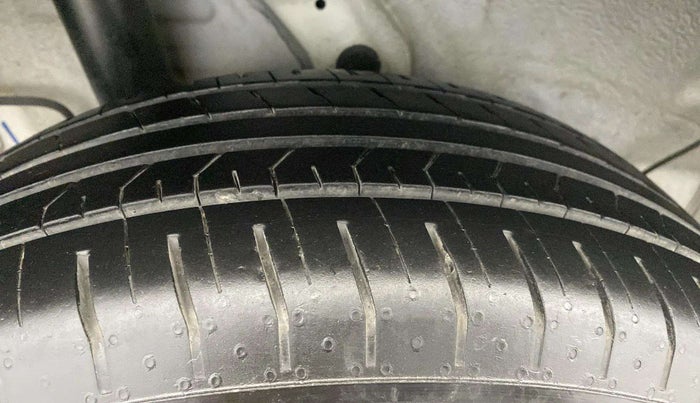 2024 Hyundai VENUE S (O) 1.2 KNIGHT EDITION, Petrol, Manual, 4,210 km, Right Rear Tyre Tread