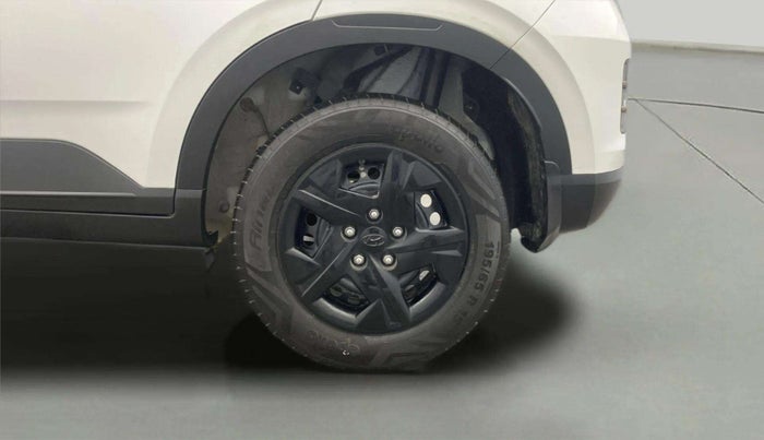 2024 Hyundai VENUE S (O) 1.2 KNIGHT EDITION, Petrol, Manual, 4,210 km, Left Rear Wheel