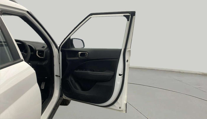 2024 Hyundai VENUE S (O) 1.2 KNIGHT EDITION, Petrol, Manual, 4,210 km, RHS Front Door