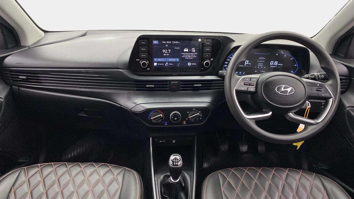2021 Hyundai NEW I20 SPORTZ 1.5 MT, Diesel, Manual, 71,960 km, Dashboard