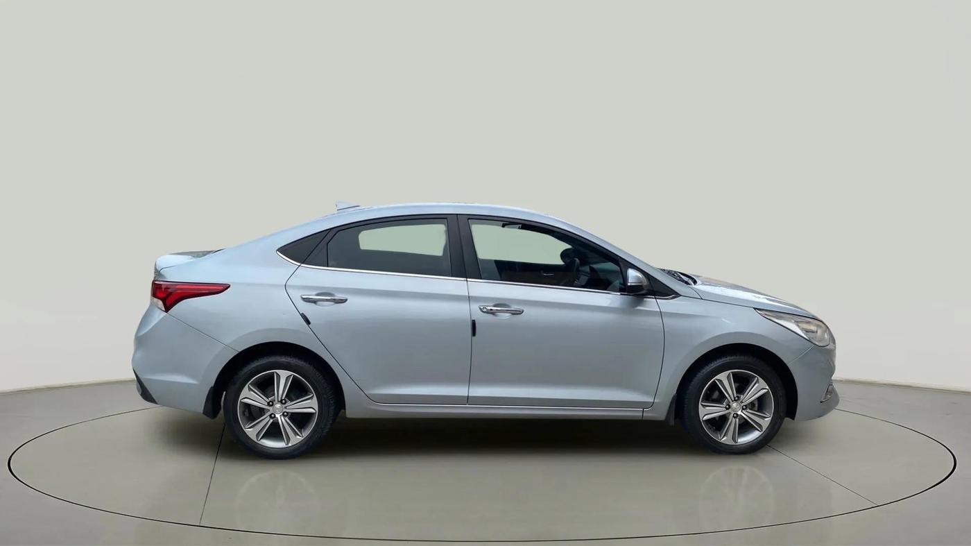 2019 Hyundai Verna 1.6 VTVT SX, Petrol, Manual, 36,205 km, Right Side View