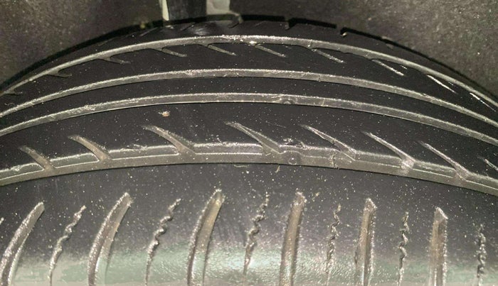 2019 Ford Ecosport TITANIUM + 1.5L PETROL AT, Petrol, Automatic, 30,546 km, Right Rear Tyre Tread