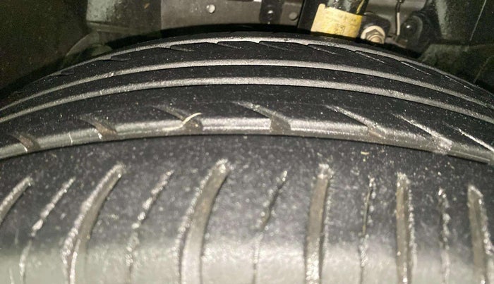 2019 Ford Ecosport TITANIUM + 1.5L PETROL AT, Petrol, Automatic, 30,546 km, Left Front Tyre Tread
