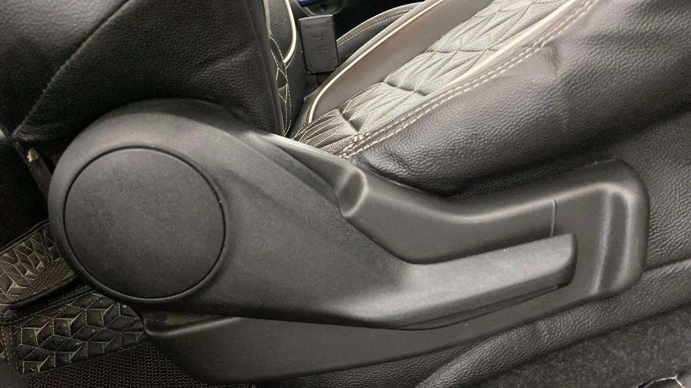 2022 Maruti IGNIS SIGMA 1.2, Petrol, Manual, 54,626 km, Driver Side Adjustment Panel