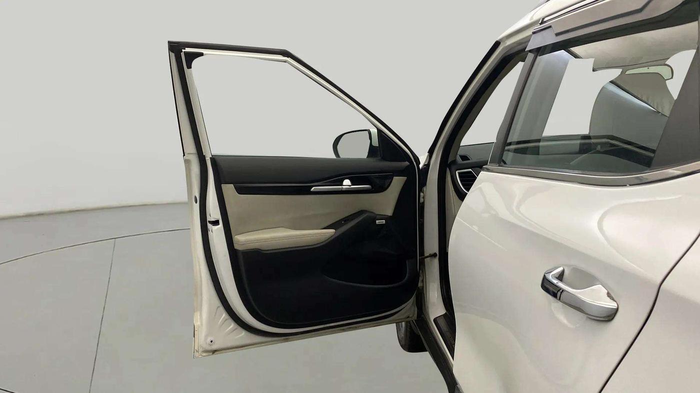 2020 KIA SELTOS GTX PLUS AT 1.5 DIESEL, Diesel, Automatic, 60,615 km, LHS Front Door