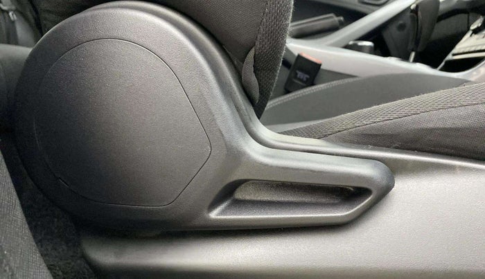 2023 Tata NEXON XMA PLUS SUNROOF PETROL, Petrol, Automatic, 36,650 km, Driver Side Adjustment Panel