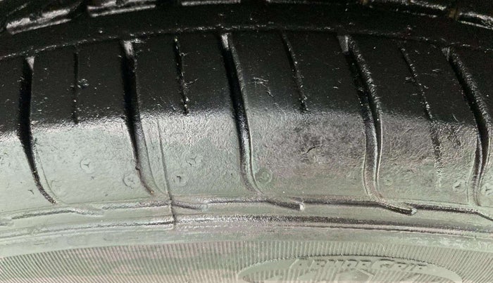 2023 Tata NEXON XMA PLUS SUNROOF PETROL, Petrol, Automatic, 36,650 km, Left Front Tyre Tread
