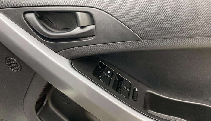2023 Tata NEXON XMA PLUS SUNROOF PETROL, Petrol, Automatic, 36,650 km, Driver Side Door Panels Control