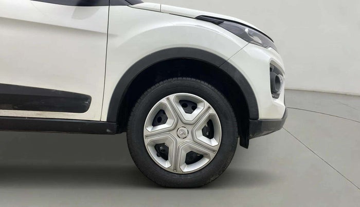 2023 Tata NEXON XMA PLUS SUNROOF PETROL, Petrol, Automatic, 36,650 km, Right Front Wheel