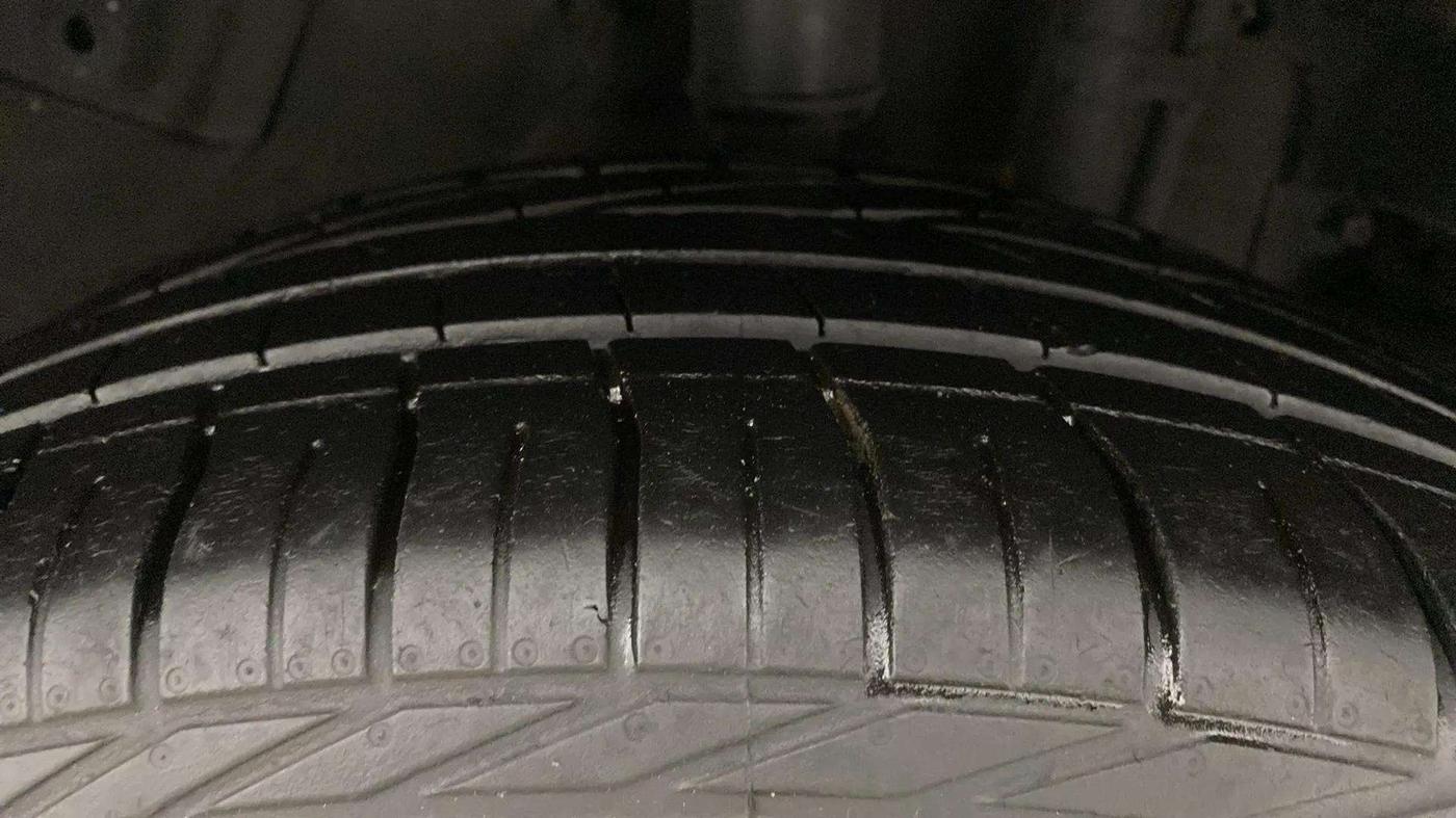 2022 Tata NEXON XZ PLUS PETROL, Petrol, Manual, 31,592 km, Left Rear Tyre Tread