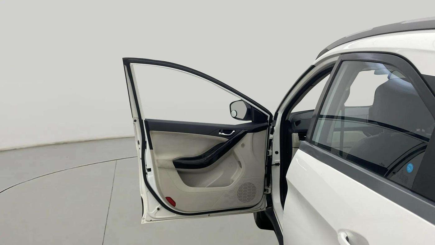 2022 Tata NEXON XZ PLUS PETROL, Petrol, Manual, 31,592 km, LHS Front Door