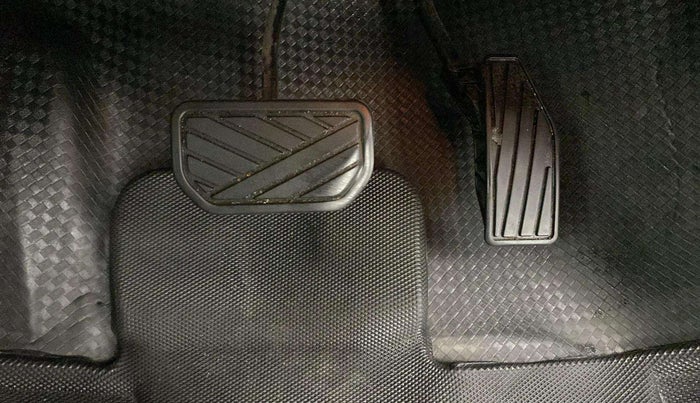 2023 Maruti Baleno ALPHA 1.2 AGS, Petrol, Automatic, 23,545 km, Pedals