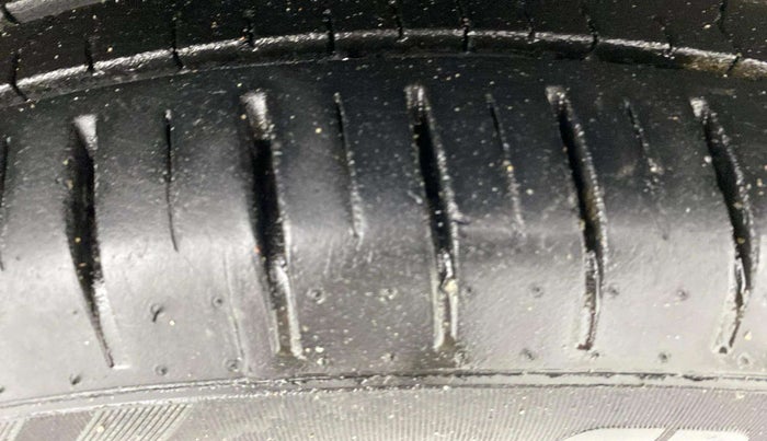 2023 Maruti Baleno ALPHA 1.2 AGS, Petrol, Automatic, 23,545 km, Right Front Tyre Tread
