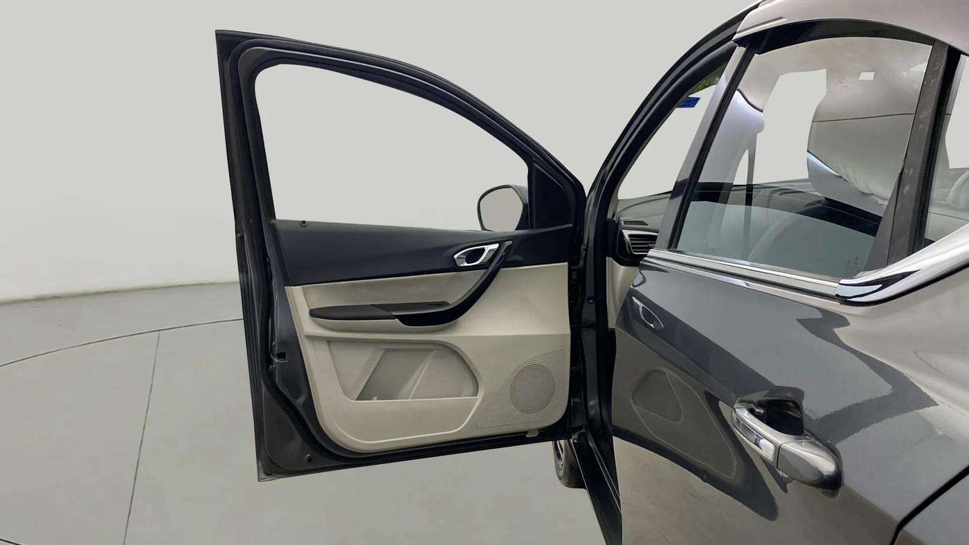 2022 Tata TIGOR XZ PLUS CNG, CNG, Manual, 74,711 km, LHS Front Door