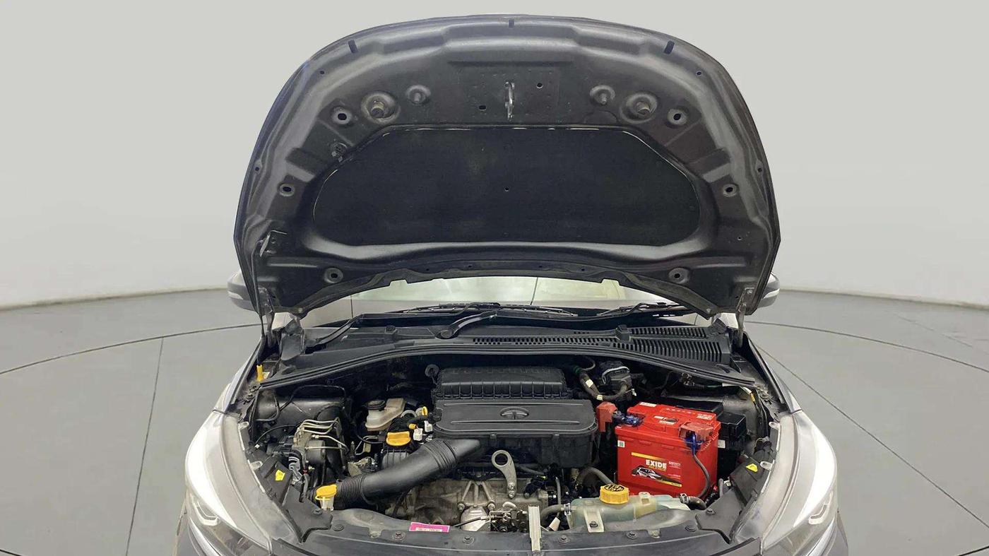 2022 Tata TIGOR XZ PLUS CNG, CNG, Manual, 74,711 km, Open Bonet