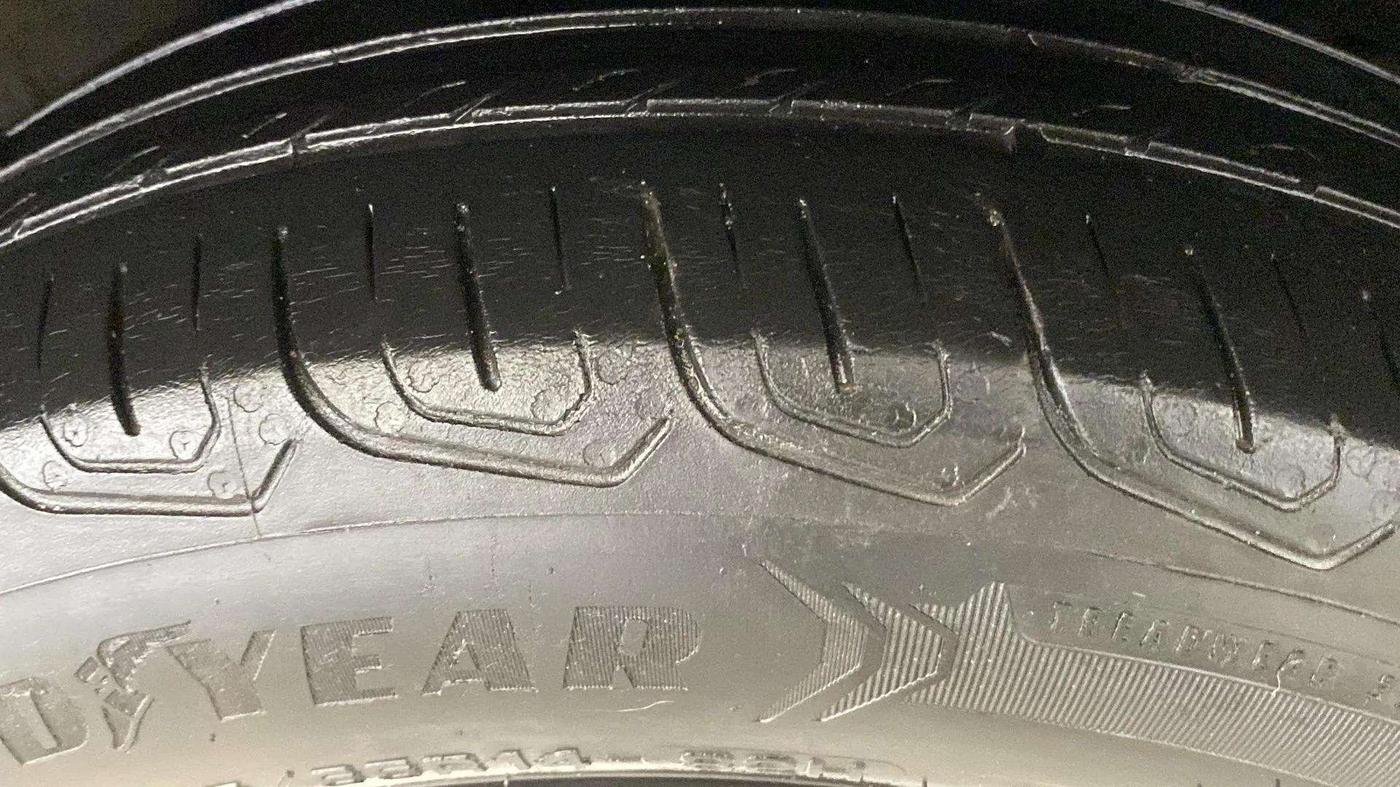 2022 Tata TIGOR XZ PLUS CNG, CNG, Manual, 74,711 km, Left Front Tyre Tread