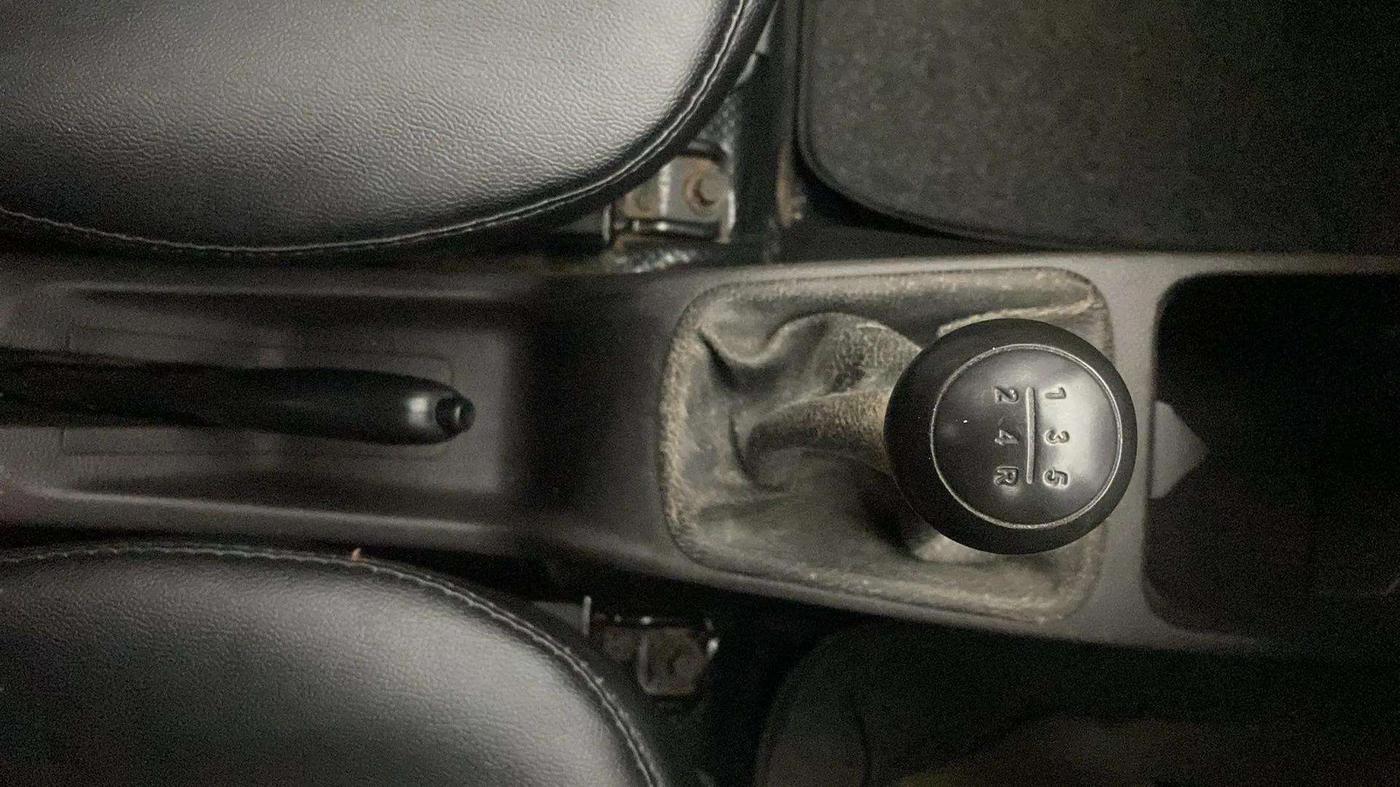 2017 Hyundai Eon ERA +, Petrol, Manual, 67,350 km, Gear Lever