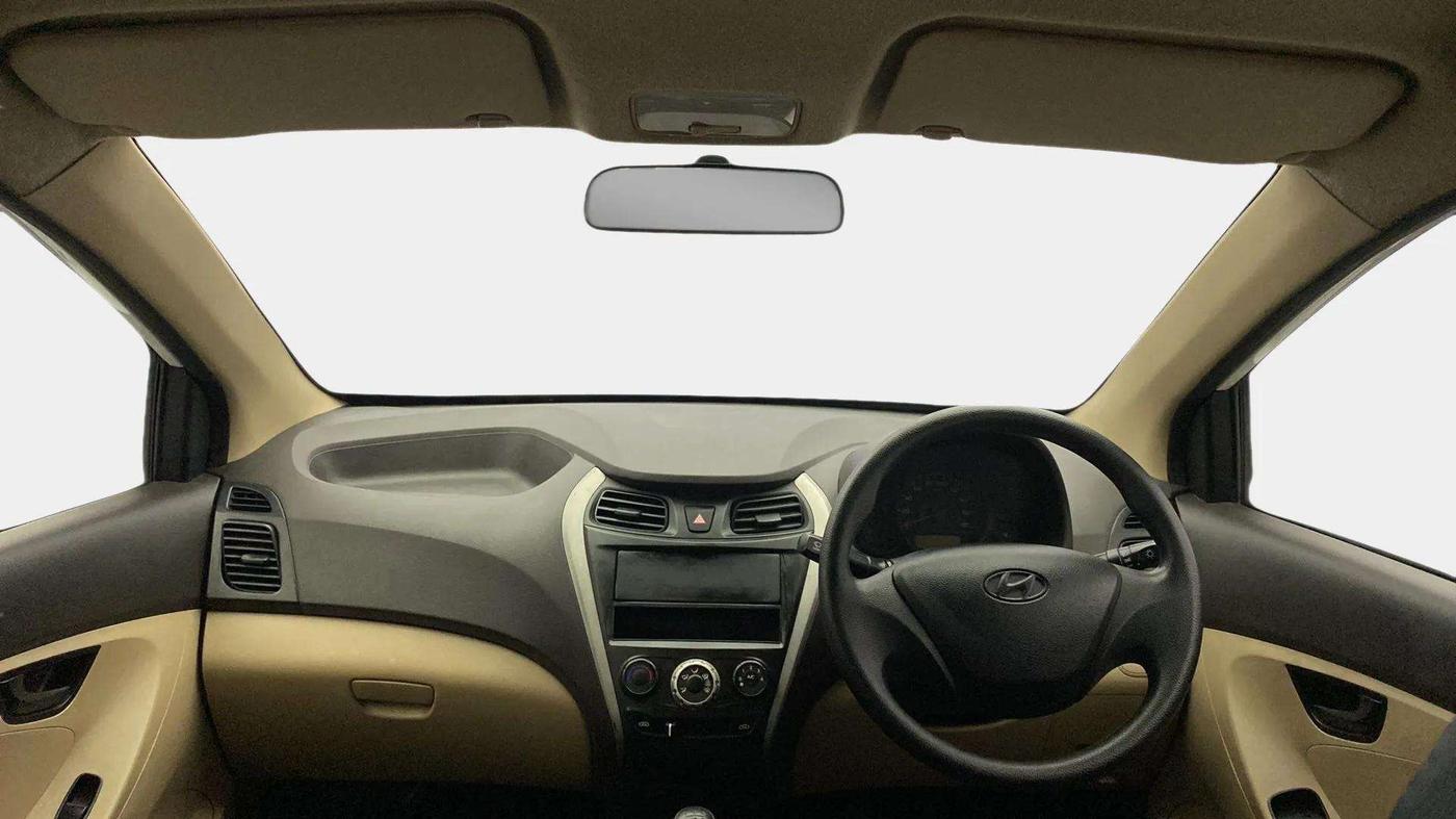 2017 Hyundai Eon ERA +, Petrol, Manual, 67,350 km, Dashboard