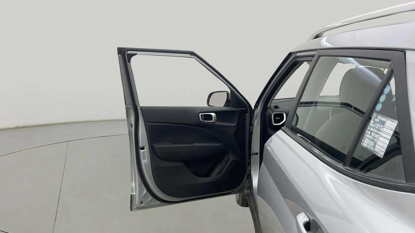 2019 Hyundai VENUE SX 1.0 TURBO, Petrol, Manual, 36,232 km, LHS Front Door