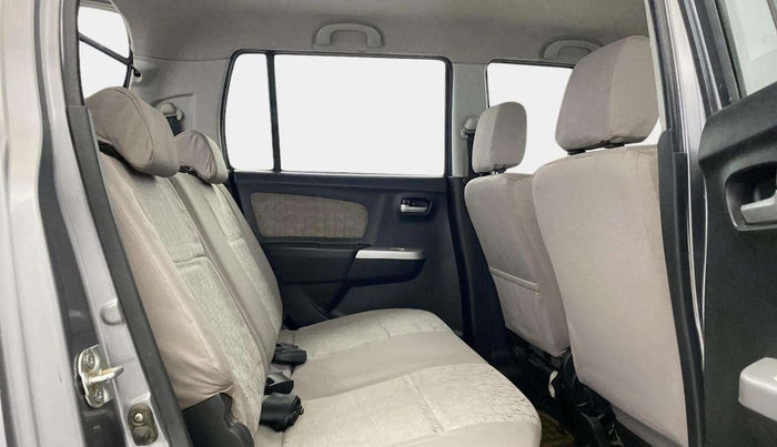 2013 Maruti Wagon R 1.0 VXI, Petrol, Manual, 92,399 km, Right Side Rear Door Cabin