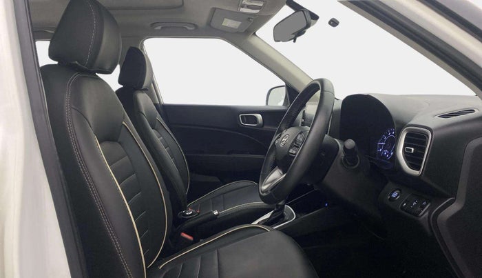 2019 Hyundai VENUE SX PLUS 1.0 TURBO DCT, Petrol, Automatic, 10,235 km, Right Side Front Door Cabin