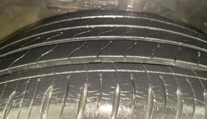 2019 Hyundai VENUE SX PLUS 1.0 TURBO DCT, Petrol, Automatic, 10,235 km, Left Front Tyre Tread