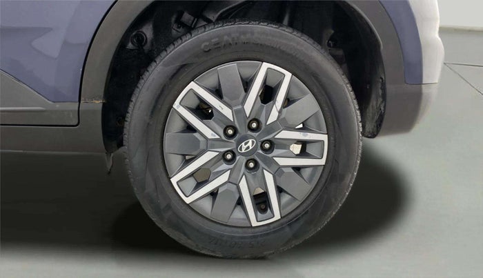 2021 Hyundai VENUE SX 1.5 CRDI, Diesel, Manual, 69,251 km, Left Rear Wheel