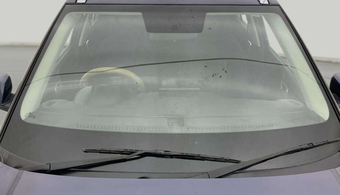 2021 Hyundai VENUE SX 1.5 CRDI, Diesel, Manual, 69,251 km, Front windshield - Minor spot on windshield
