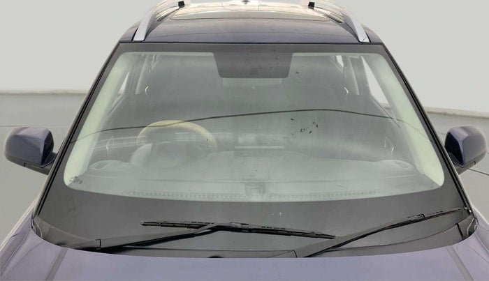 2021 Hyundai VENUE SX 1.5 CRDI, Diesel, Manual, 69,251 km, Front Windshield