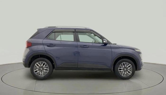 2021 Hyundai VENUE SX 1.5 CRDI, Diesel, Manual, 69,251 km, Right Side View