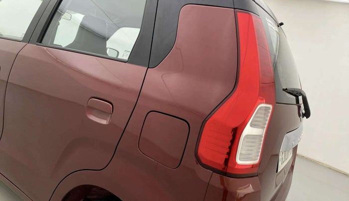 2022 Maruti New Wagon-R ZXI PLUS 1.2 DUAL TONE, Petrol, Manual, 30,297 km, Left quarter panel - Minor scratches