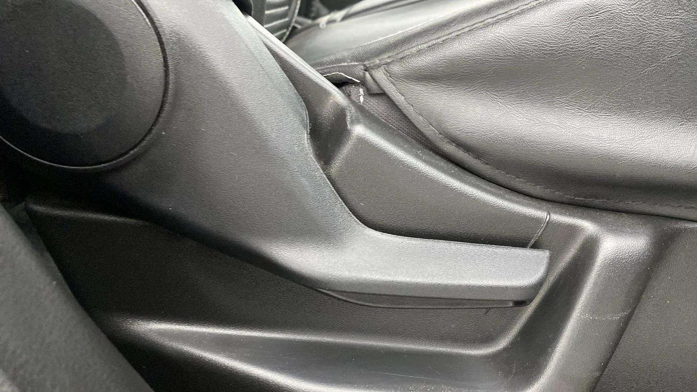 2022 Maruti New Wagon-R ZXI PLUS 1.2 DUAL TONE, Petrol, Manual, 30,669 km, Driver Side Adjustment Panel