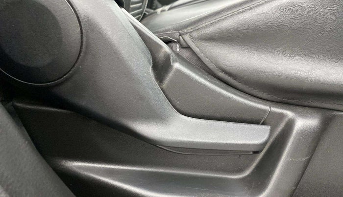 2022 Maruti New Wagon-R ZXI PLUS 1.2 DUAL TONE, Petrol, Manual, 30,297 km, Driver Side Adjustment Panel