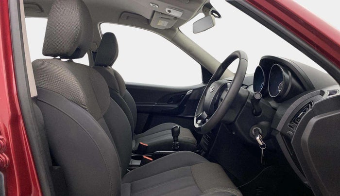 2020 Mahindra XUV500 W5, Diesel, Manual, 25,774 km, Right Side Front Door Cabin