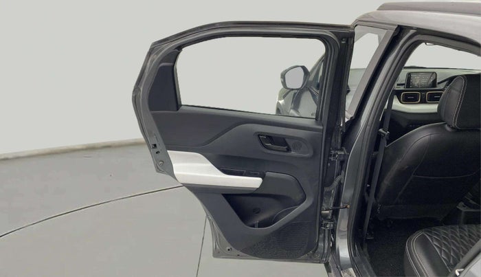 2023 Tata PUNCH ACCOMPLISHED AMT, Petrol, Automatic, 18,490 km, LHS Rear Door