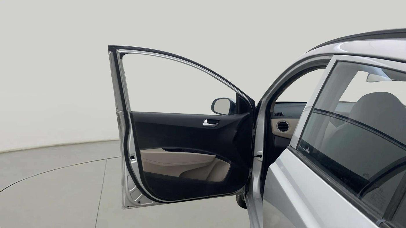 2016 Hyundai Grand i10 ASTA (O) 1.2 KAPPA VTVT, Petrol, Manual, 38,321 km, LHS Front Door