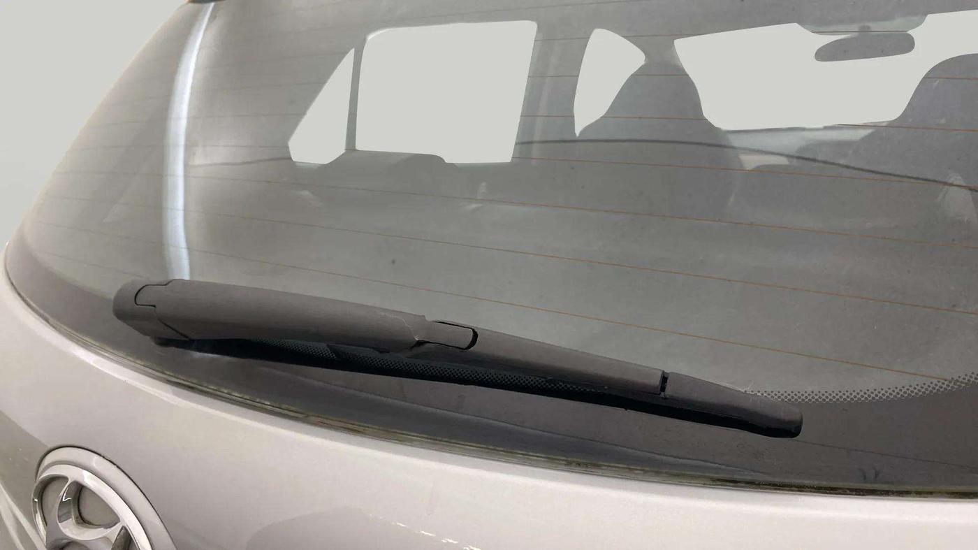 2016 Hyundai Grand i10 ASTA (O) 1.2 KAPPA VTVT, Petrol, Manual, 38,321 km, Rear Wiper