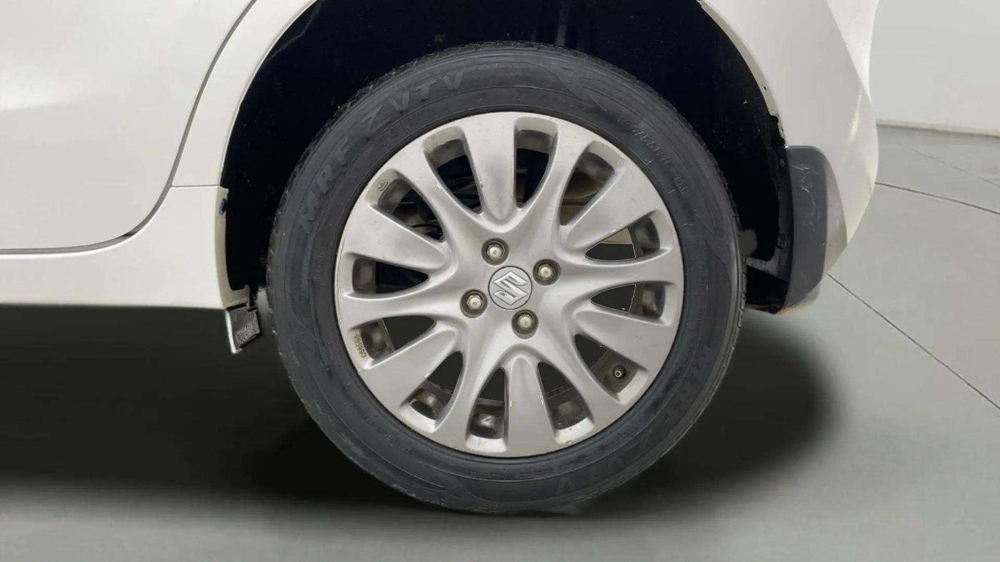 2018 Maruti Baleno ALPHA PETROL 1.2, Petrol, Manual, 76,649 km, Left Rear Wheel