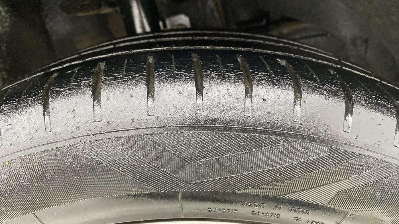2018 Maruti Baleno ALPHA PETROL 1.2, Petrol, Manual, 76,649 km, Right Front Tyre Tread
